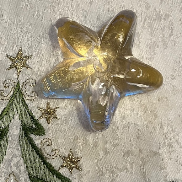 ROBERT HELD ART GLASS STAR PAPERWEIGHT GOLD HANDMADE VINTAGE - Picture 2 of 7